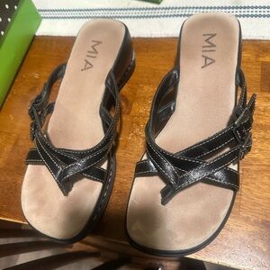 vintage Y2K MIA Women's Black Strappy Slide Sandals Leather